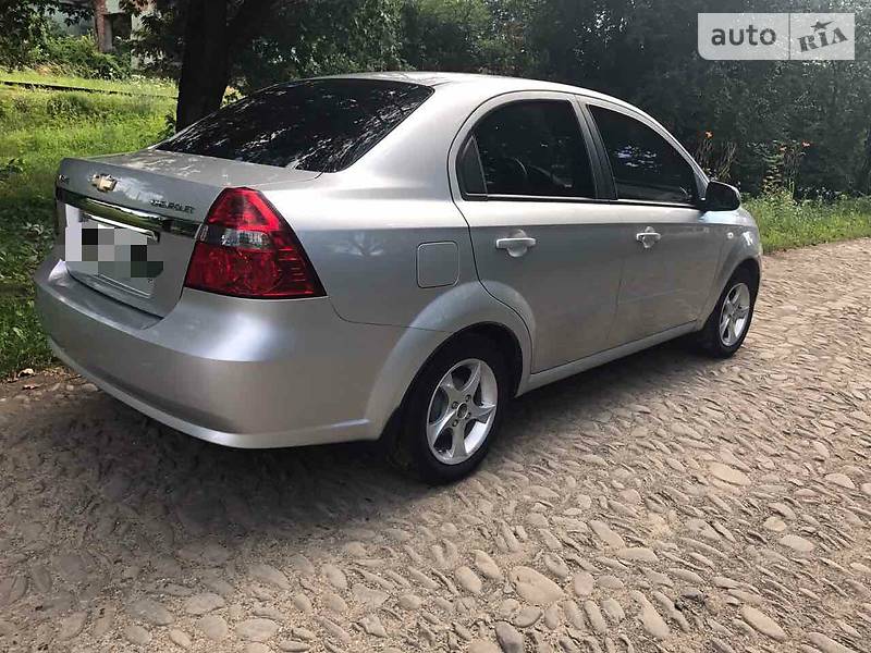 Седан Chevrolet Aveo 2008 в Тячеве