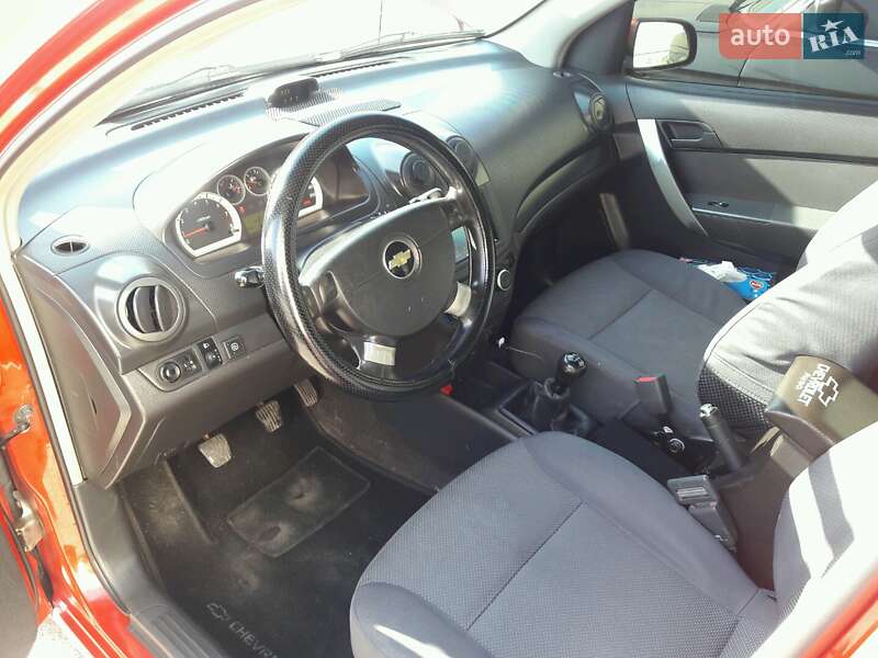 Седан Chevrolet Aveo 2007 в Києві