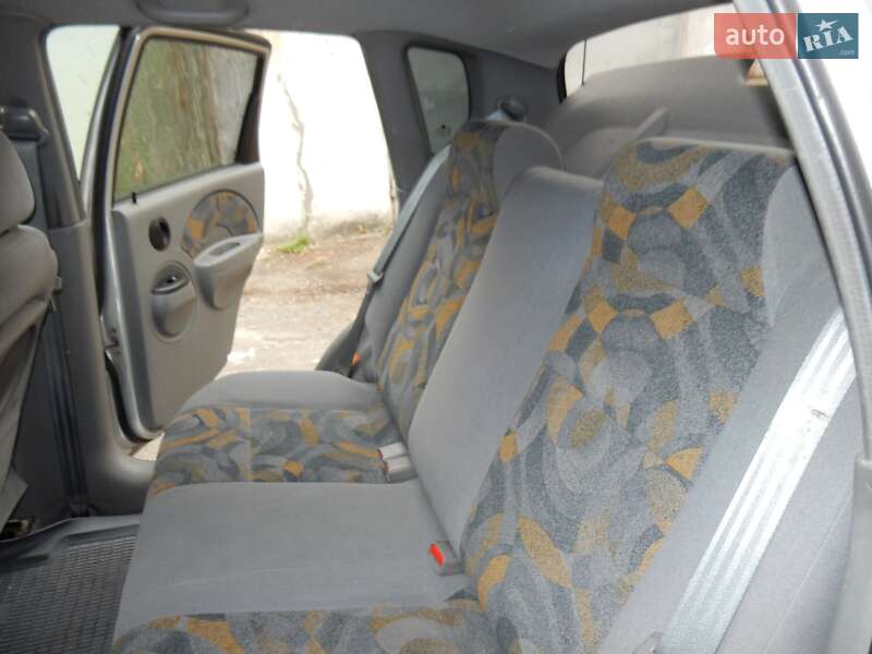 Хэтчбек Chevrolet Aveo 2005 в Днепре