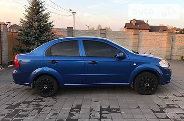 Седан Chevrolet Aveo 2006 в Днепре