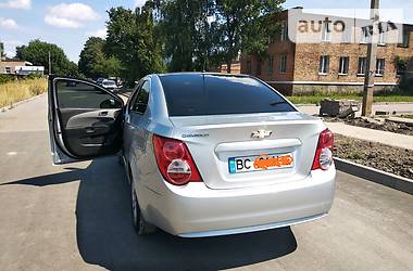 Седан Chevrolet Aveo 2012 в Червонограде