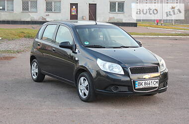 Хэтчбек Chevrolet Aveo 2009 в Ровно