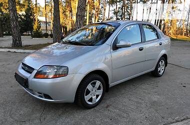 Седан Chevrolet Aveo 2006 в Нетешине