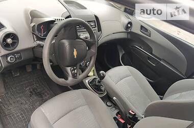 Хетчбек Chevrolet Aveo 2012 в Дніпрі