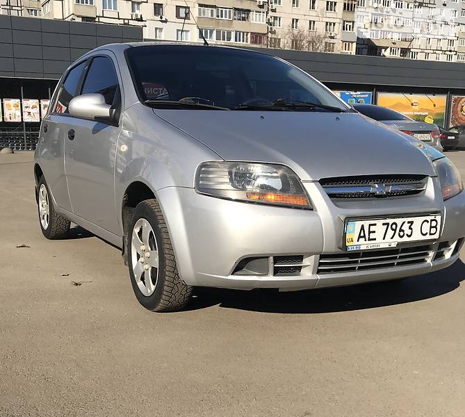 Хетчбек Chevrolet Aveo 2008 в Дніпрі