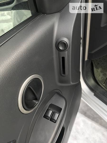 Хетчбек Chevrolet Aveo 2008 в Дніпрі