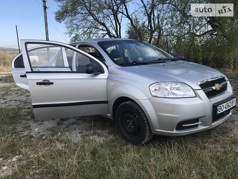 Седан Chevrolet Aveo 2011 в 