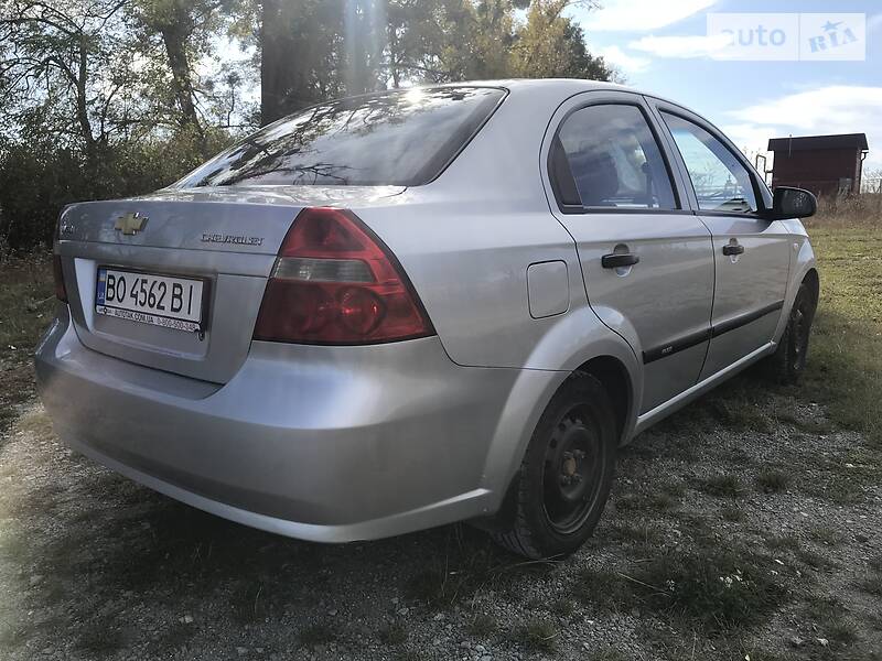 Седан Chevrolet Aveo 2011 в Тернополе