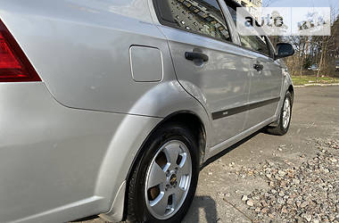 Седан Chevrolet Aveo 2006 в 