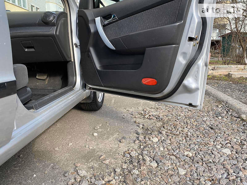 Седан Chevrolet Aveo 2006 в Киеве