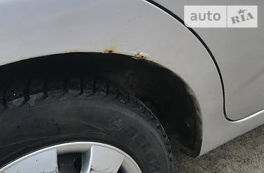 Хетчбек Chevrolet Aveo 2006 в 
