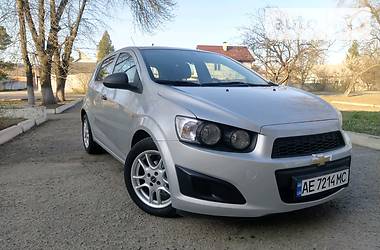 Хетчбек Chevrolet Aveo 2012 в Дніпрі