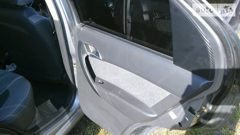 Седан Chevrolet Aveo 2006 в Маріуполі фото 32 Седан Chevrolet Aveo 2006 в Маріуполі