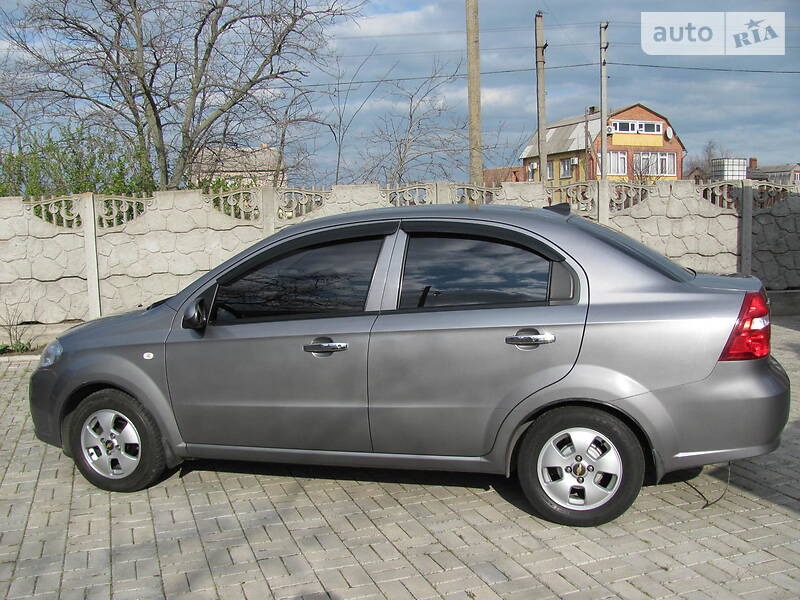 Седан Chevrolet Aveo 2006 в Маріуполі фото Седан Chevrolet Aveo 2006 в Маріуполі