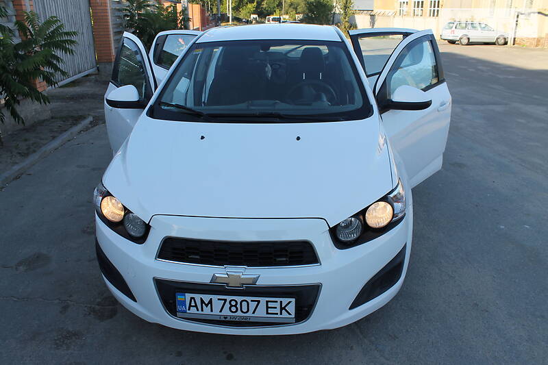 Хетчбек Chevrolet Aveo 2012 в Житомирі фото 43 Хетчбек Chevrolet Aveo 2012 в Житомирі