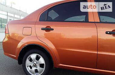 Седан Chevrolet Aveo 2007 в Киеве