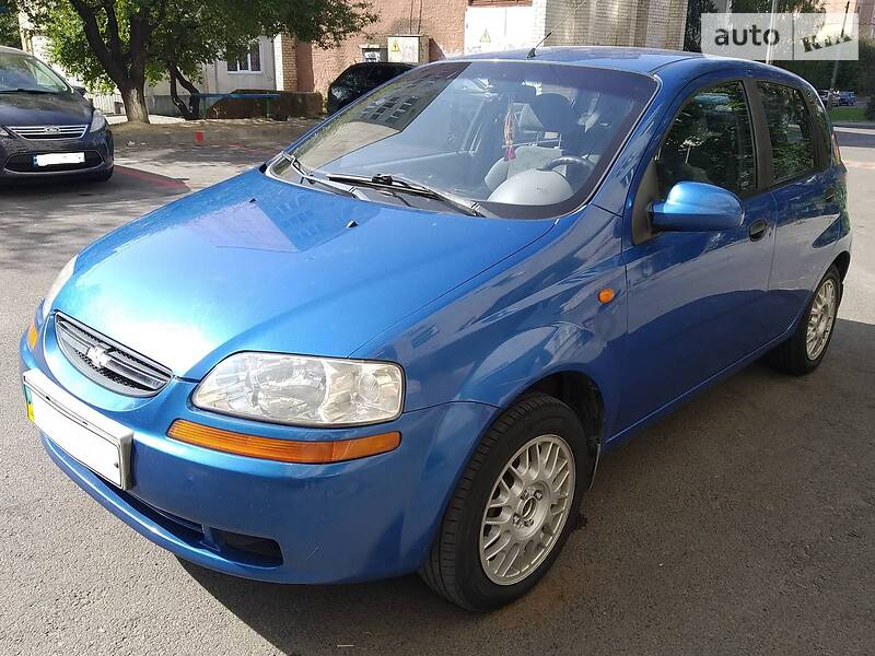 Хэтчбек Chevrolet Aveo 2005 в Луцке