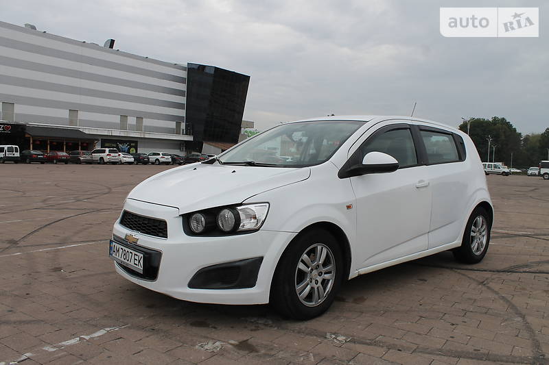 Хетчбек Chevrolet Aveo 2012 в Житомирі фото 5 Хетчбек Chevrolet Aveo 2012 в Житомирі