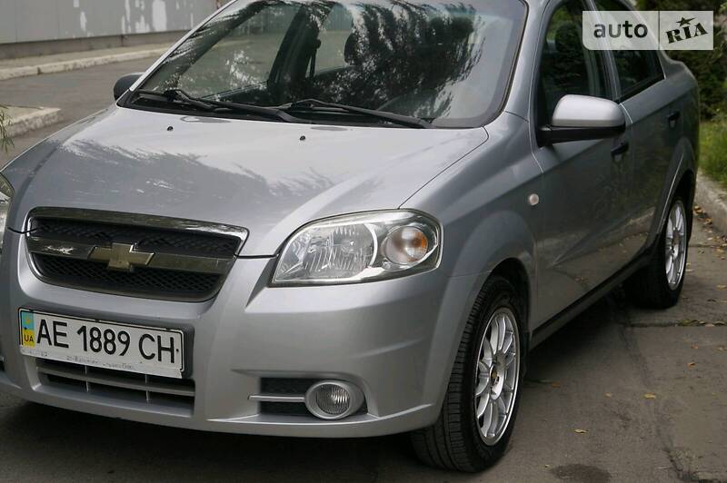 Седан Chevrolet Aveo 2008 в Днепре