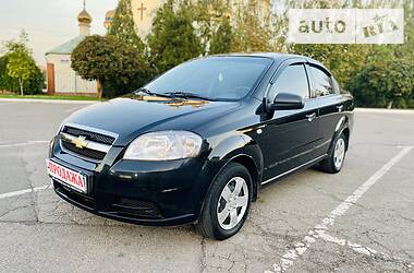 Седан Chevrolet Aveo 2008 в Кривом Роге