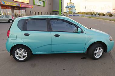 Хэтчбек Chevrolet Aveo 2005 в Кривом Роге