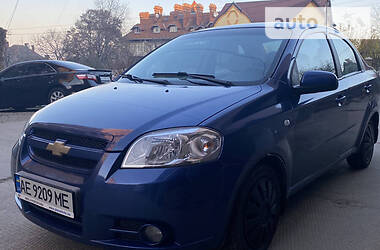 Седан Chevrolet Aveo 2008 в Черновцах