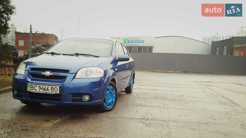 Седан Chevrolet Aveo 2008 в Львове