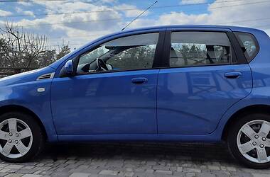 Хэтчбек Chevrolet Aveo 2010 в Киеве