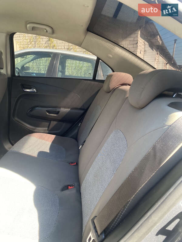 Chevrolet Aveo 2013 Chevrolet Aveo 2013