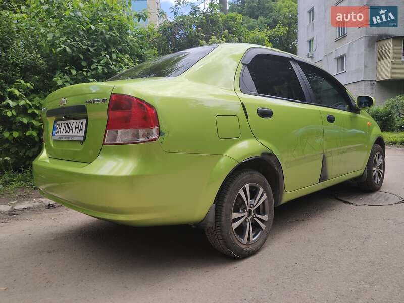 Седан Chevrolet Aveo 2004 в Одессе