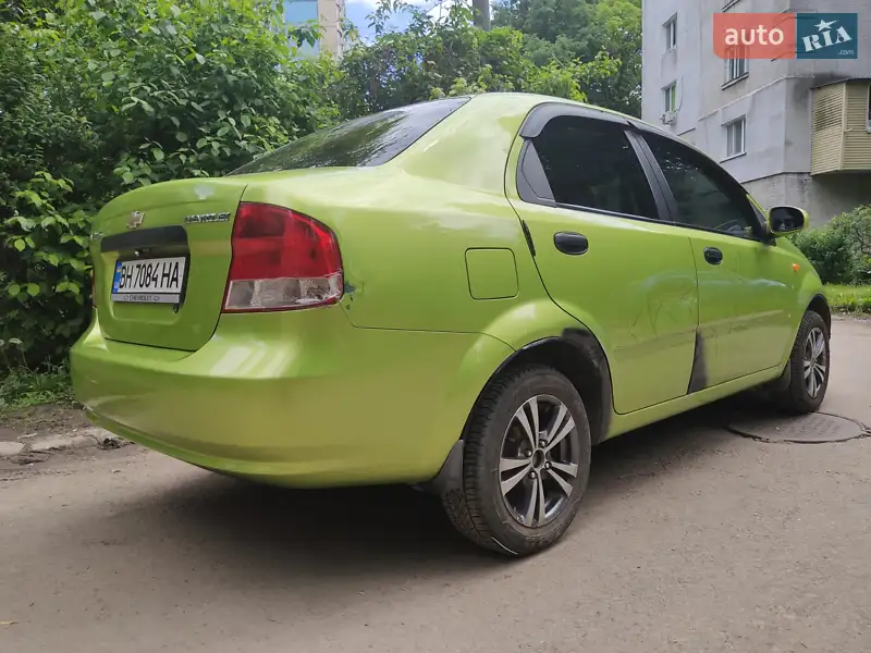 Chevrolet Aveo 2004