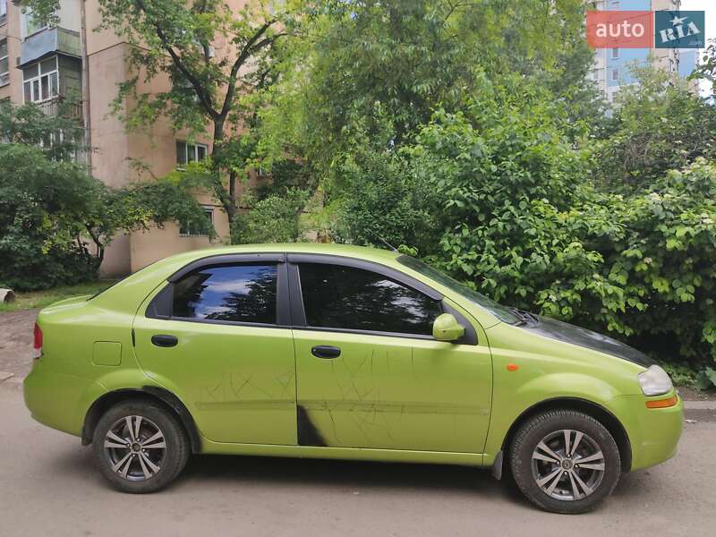 Седан Chevrolet Aveo 2004 в Одессе