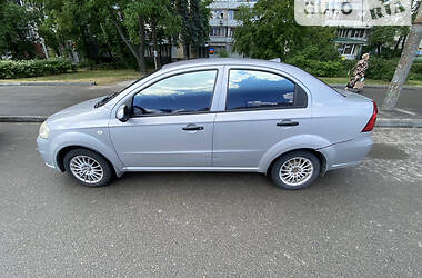 Седан Chevrolet Aveo 2006 в Днепре