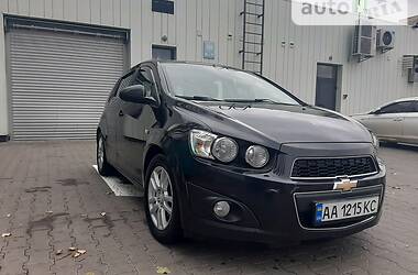 Хэтчбек Chevrolet Aveo 2012 в Киеве