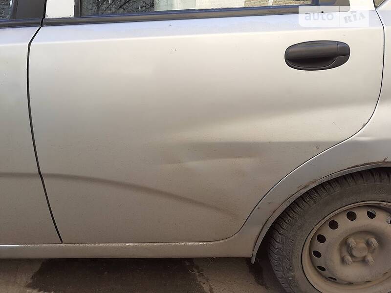 Хэтчбек Chevrolet Aveo 2007 в Первомайске
