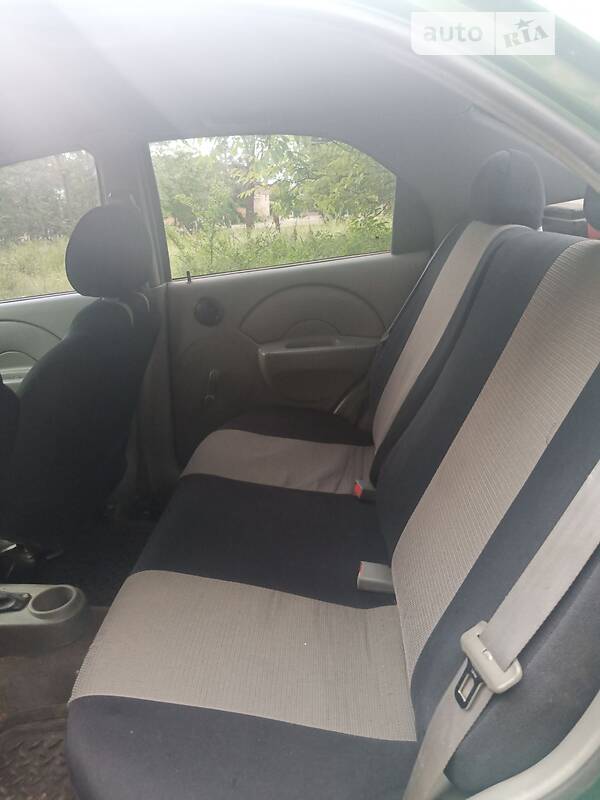 Седан Chevrolet Aveo 2004 в Кривому Розі фото 9 Седан Chevrolet Aveo 2004 в Кривому Розі