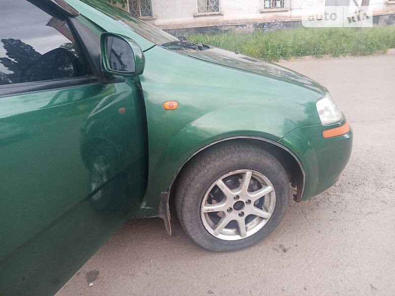 Седан Chevrolet Aveo 2004 в Кривому Розі фото 14 Седан Chevrolet Aveo 2004 в Кривому Розі