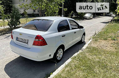 Седан Chevrolet Aveo 2011 в Кам'янець-Подільському