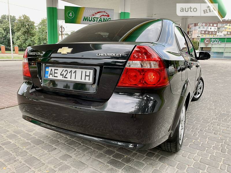 Седан Chevrolet Aveo 2011 в Дніпрі