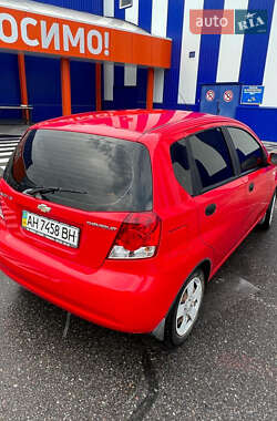 Хетчбек Chevrolet Aveo 2006 в 