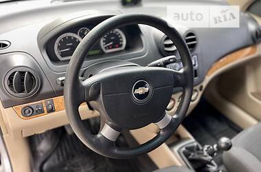 Минивэн Chevrolet Aveo 2008 в 