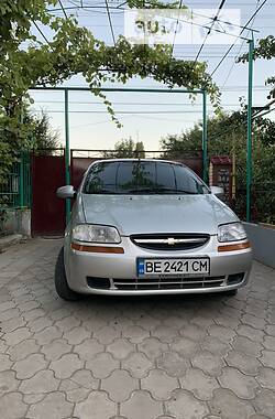 Седан Chevrolet Aveo 2005 в Новому Бузі