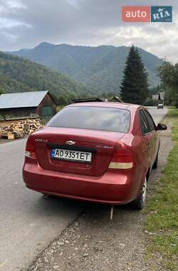 Седан Chevrolet Aveo 2005 в Тячеві