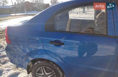 Седан Chevrolet Aveo 2010 в Днепре