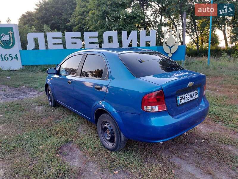 Седан Chevrolet Aveo 2005 в Лебедині
