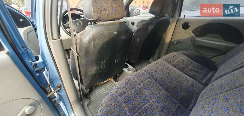 Седан Chevrolet Aveo 2004 в Дніпрі фото 8 Седан Chevrolet Aveo 2004 в Дніпрі