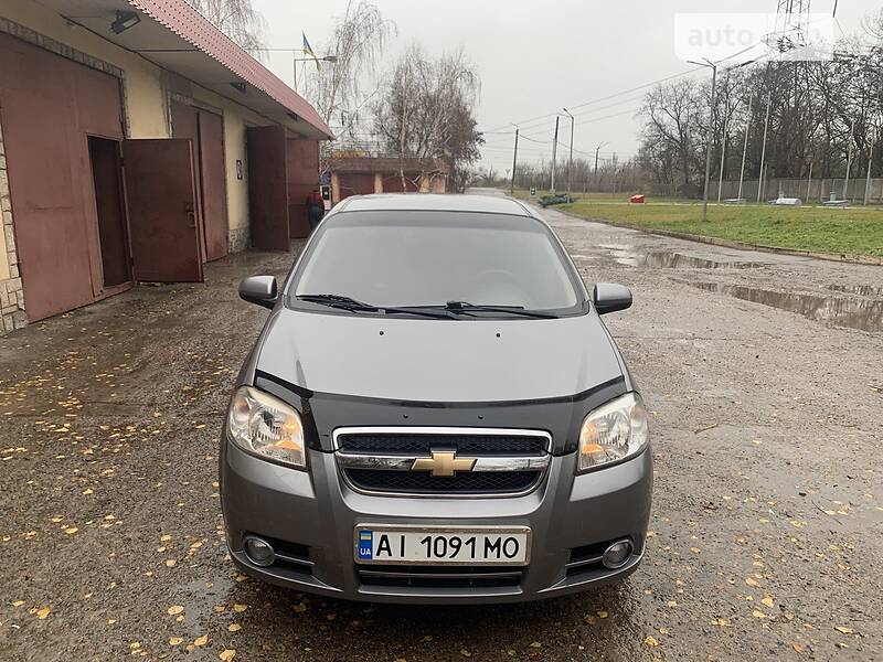 Седан Chevrolet Aveo 2011 в Кривом Роге