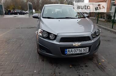 Седан Chevrolet Aveo 2011 в Києві