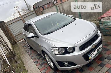 Седан Chevrolet Aveo 2012 в Хмельницькому