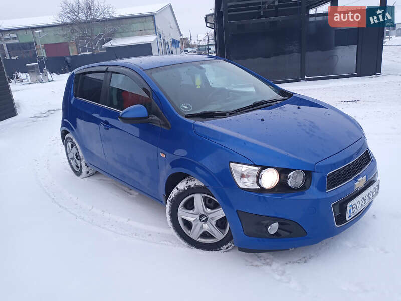 Хэтчбек Chevrolet Aveo 2013 в Ивано-Франковске
